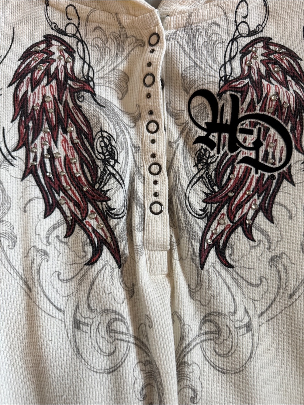Harley-Davidson Cream Hoodie with Maroon Wing Chest Graphic - Picture 3 of 6